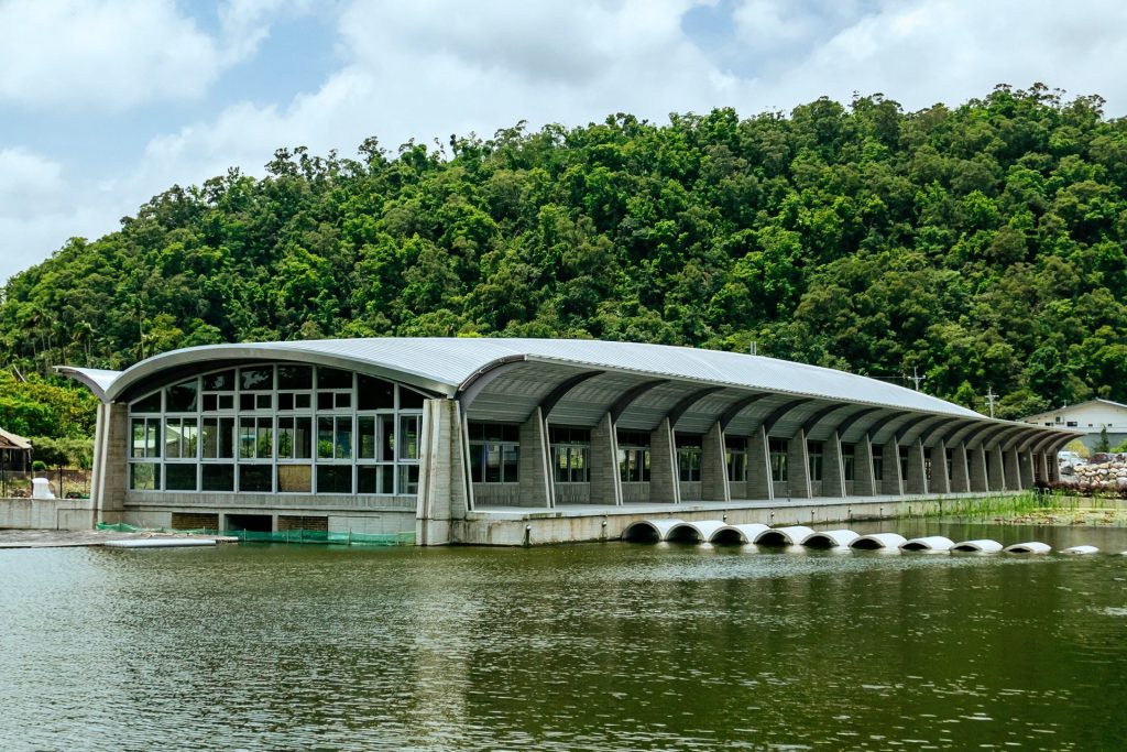 เที่ยวอี๋หลาน