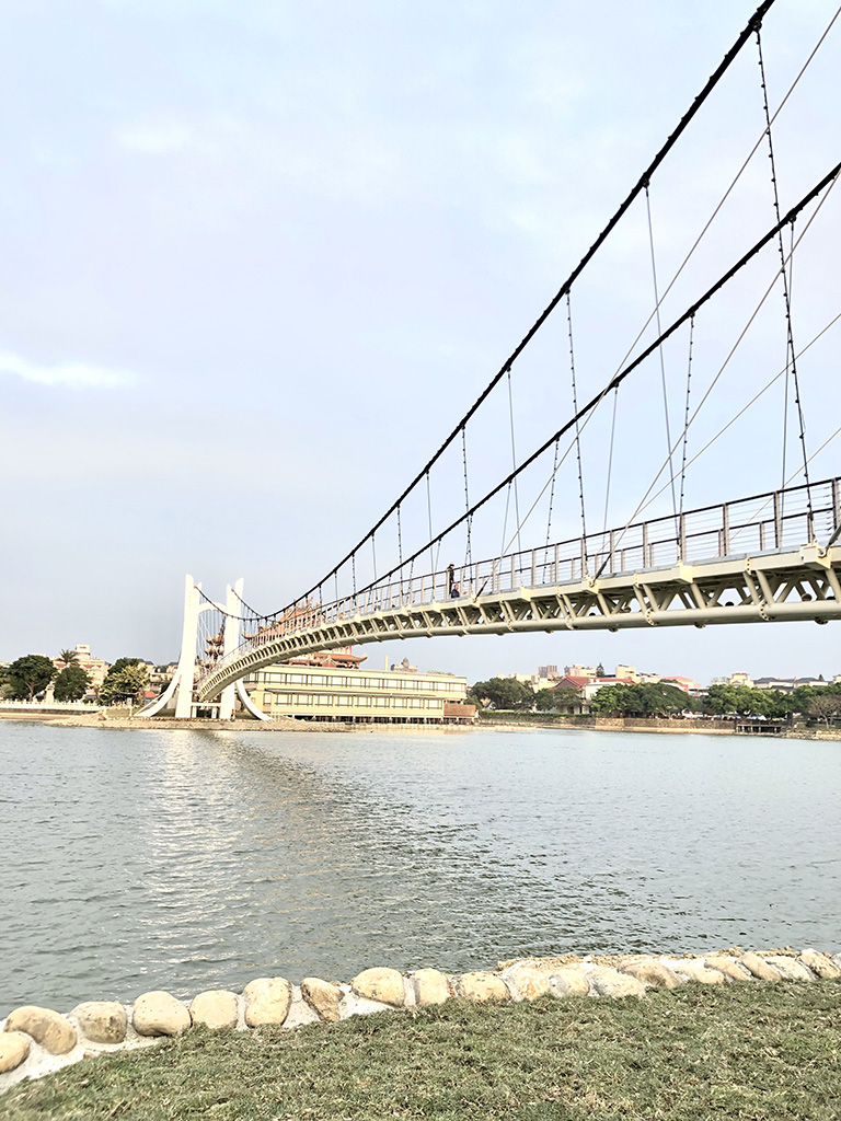 เที่ยวอี๋หลาน