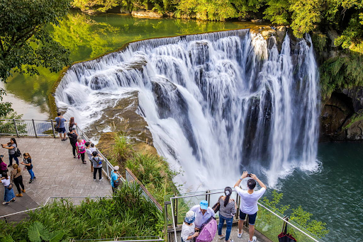 Shifen Waterfall Trail